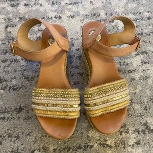exé Size 37 Beaded Platform Sandal